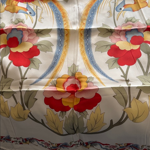 Italian silk scarf 34” by 34” in original packaging Phoenix rising hand hemmed - Picture 9 of 17